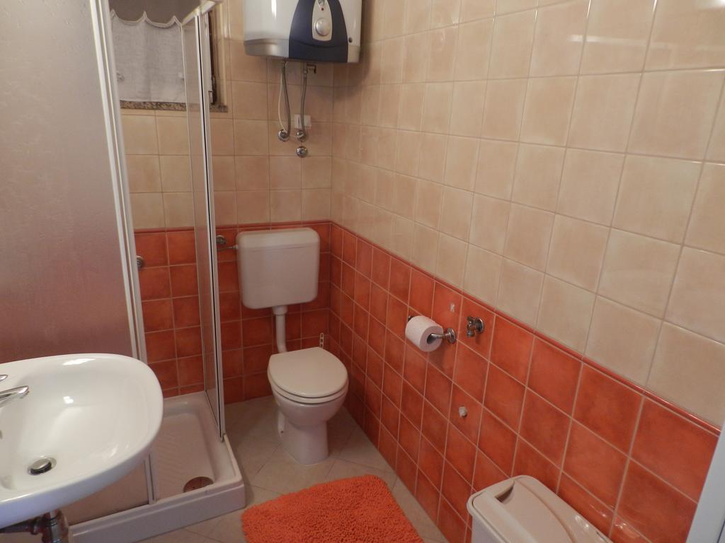 Apartments Belvedere Ловран Стая снимка