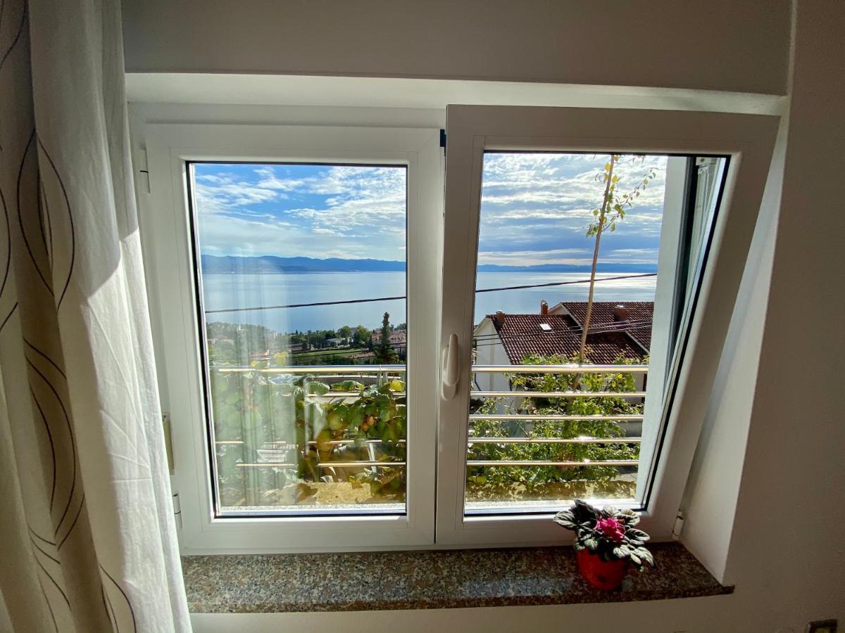 Apartments Belvedere Ловран Екстериор снимка