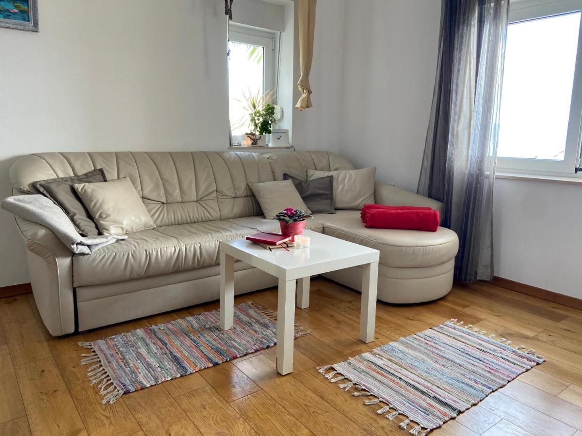 Apartments Belvedere Ловран Екстериор снимка