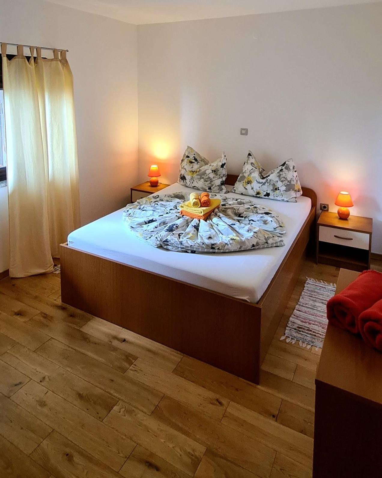 Apartments Belvedere Ловран Екстериор снимка