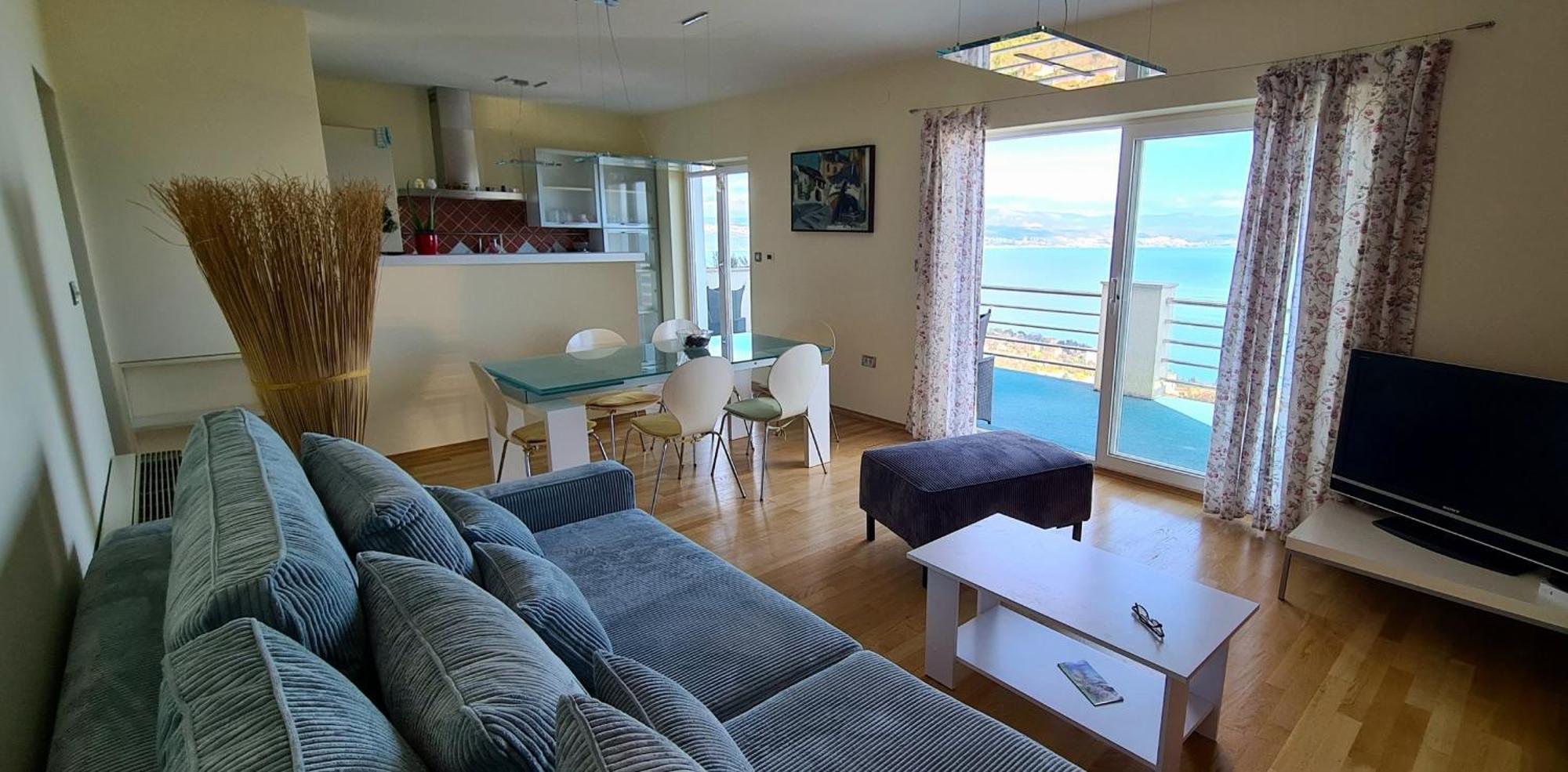 Apartments Belvedere Ловран Екстериор снимка